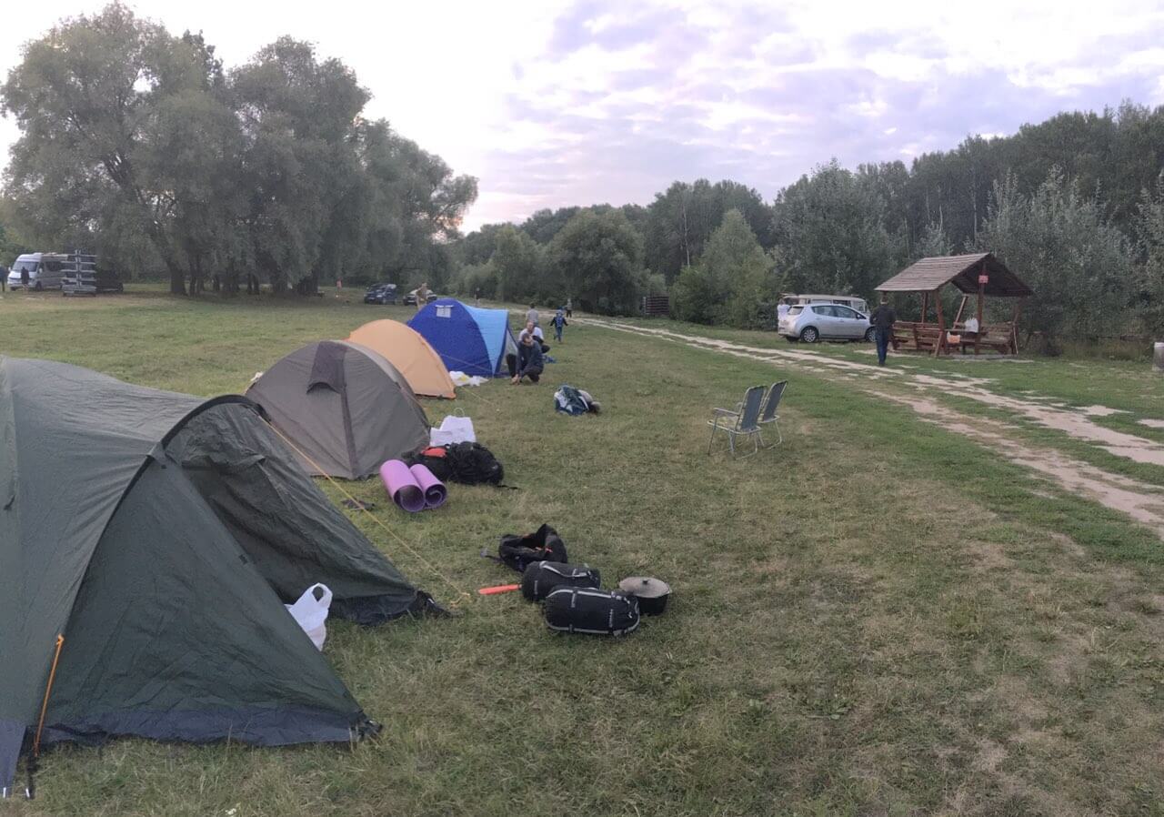Палаточный городок участников пробега Палаточный городок участников пробега