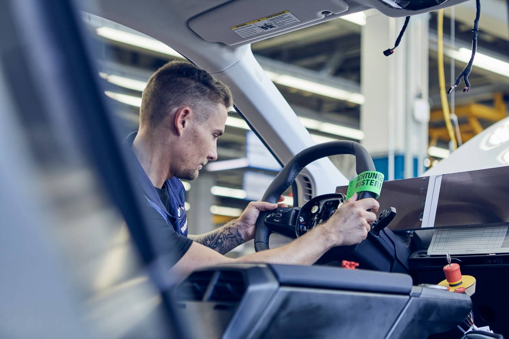 Производство прототипа BMW iNext Производство прототипа BMW iNext