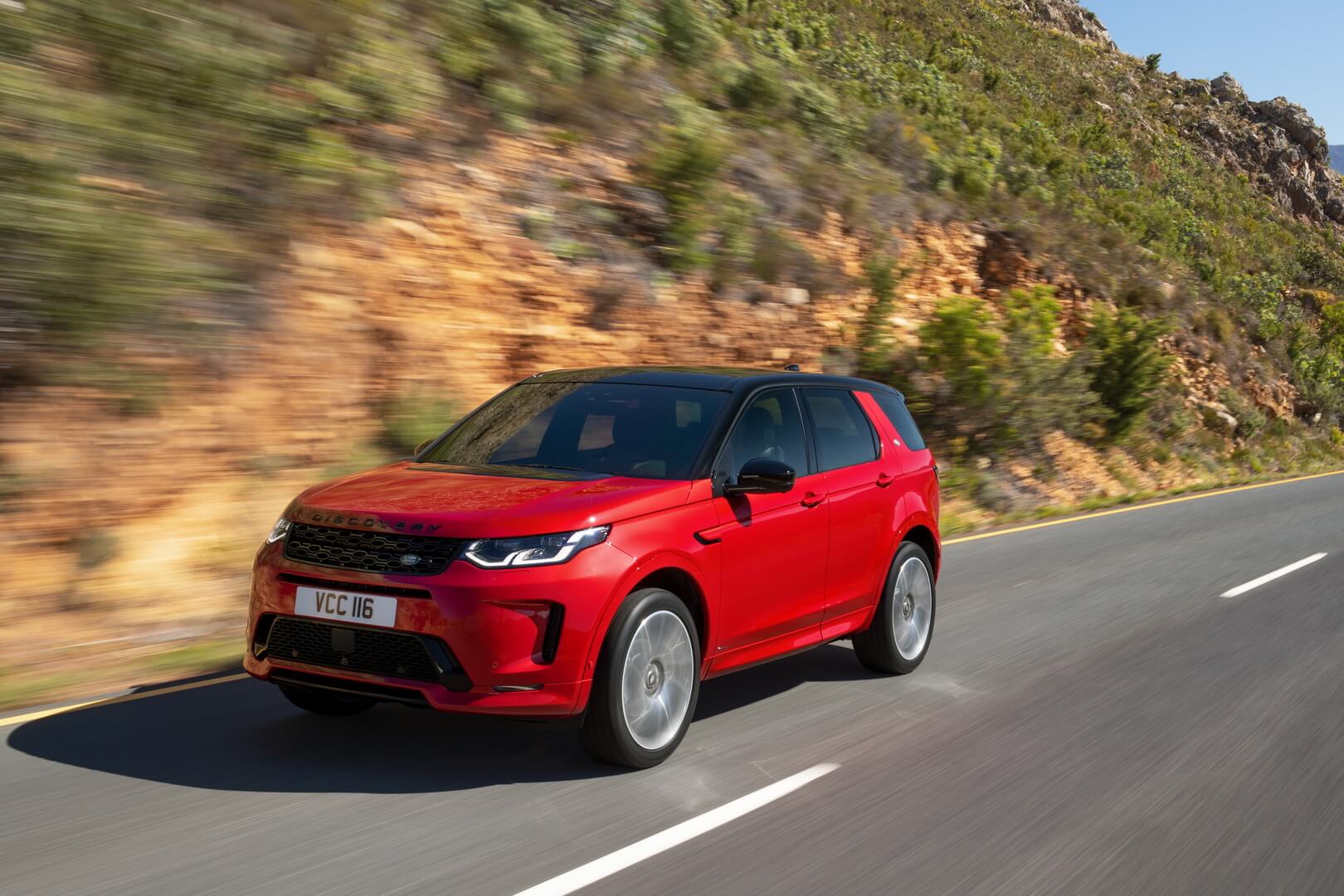 Обновленный lLand Rover Discovery Sport – забота об окружающей среде и комфорте пассажиров Обновленный lLand Rover Discovery Sport – забота об окружающей среде и комфорте пассажиров
