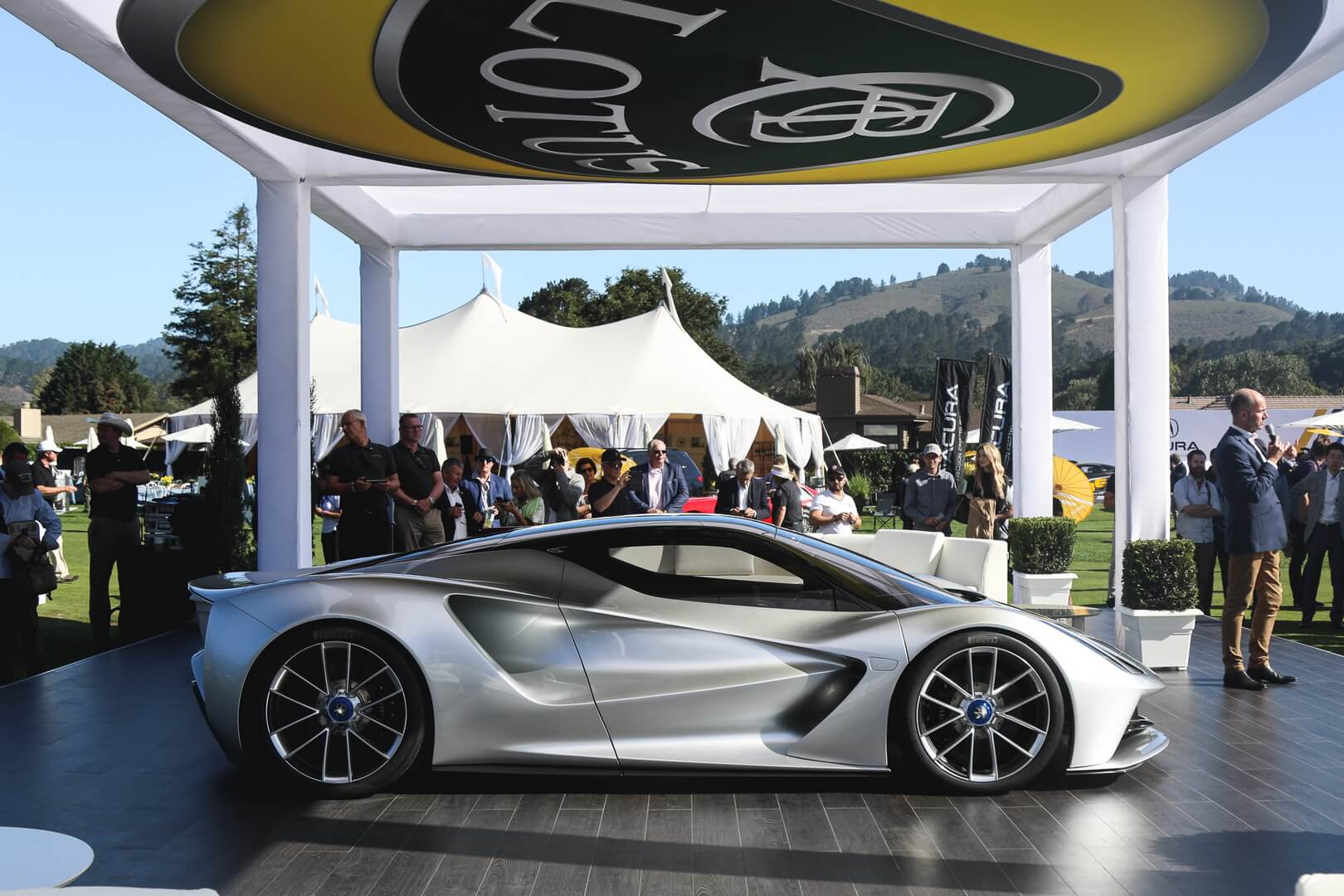 Электрический Lotus Evija стал самым мощным серийным автомобилем Электрический Lotus Evija стал самым мощным серийным автомобилем