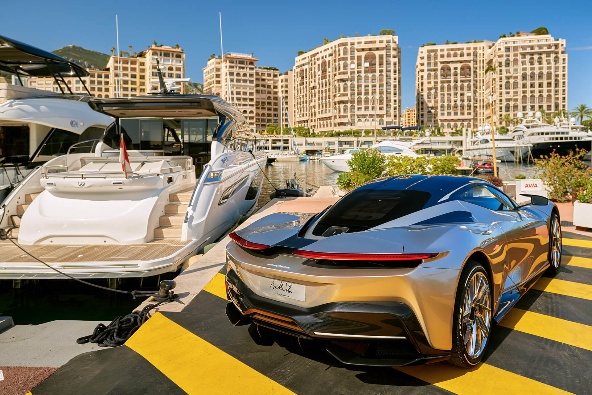Электрический гиперкар Pininfarina Battista Электрический гиперкар Pininfarina Battista