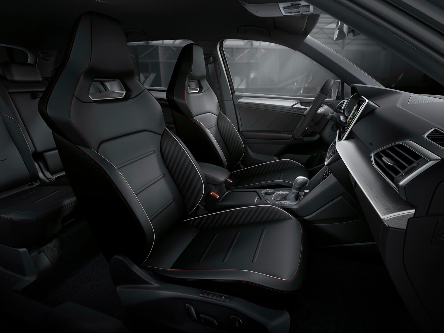 Передний ряд сидений Seat Tarraco FR PHEV Передний ряд сидений Seat Tarraco FR PHEV