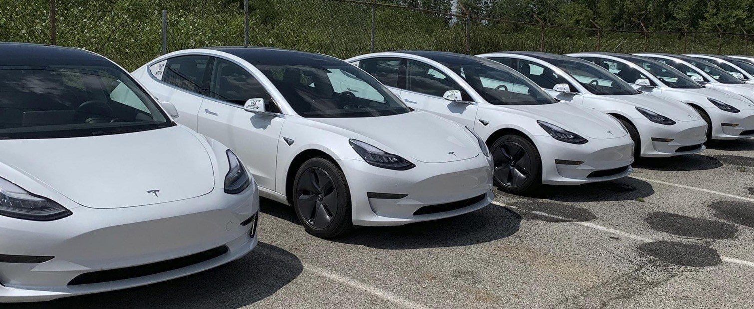 Такси Коламбуса переходят на электрокары: закуплено 10 первых Tesla Model 3 Такси Коламбуса переходят на электрокары: закуплено 10 первых Tesla Model 3