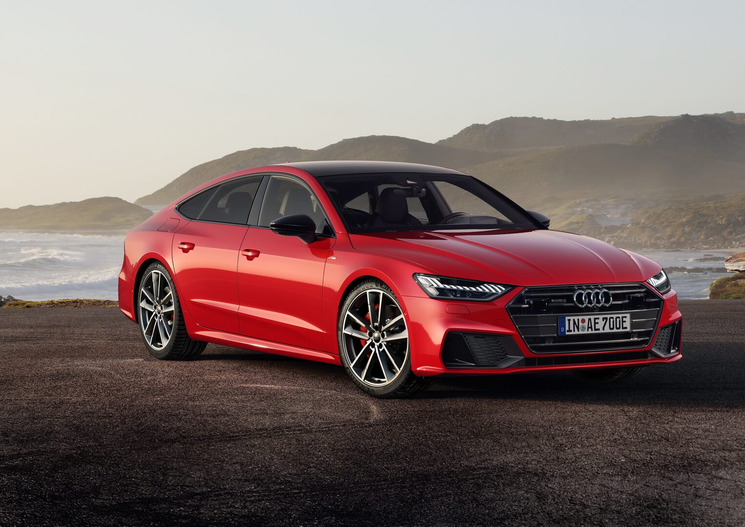 Четырехдверное плагин-гибридное купе A7 Sportback 55 TFSI e quattro Четырехдверное плагин-гибридное купе A7 Sportback 55 TFSI e quattro