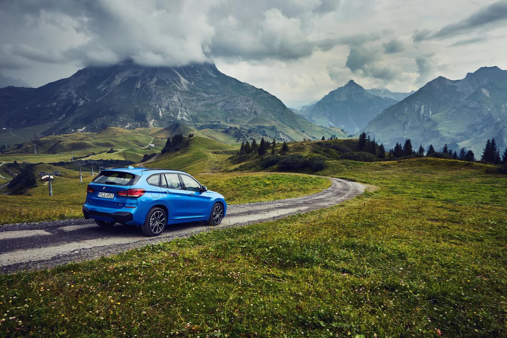 Плагин-гибрид BMW X1 xDrive25e Плагин-гибрид BMW X1 xDrive25e