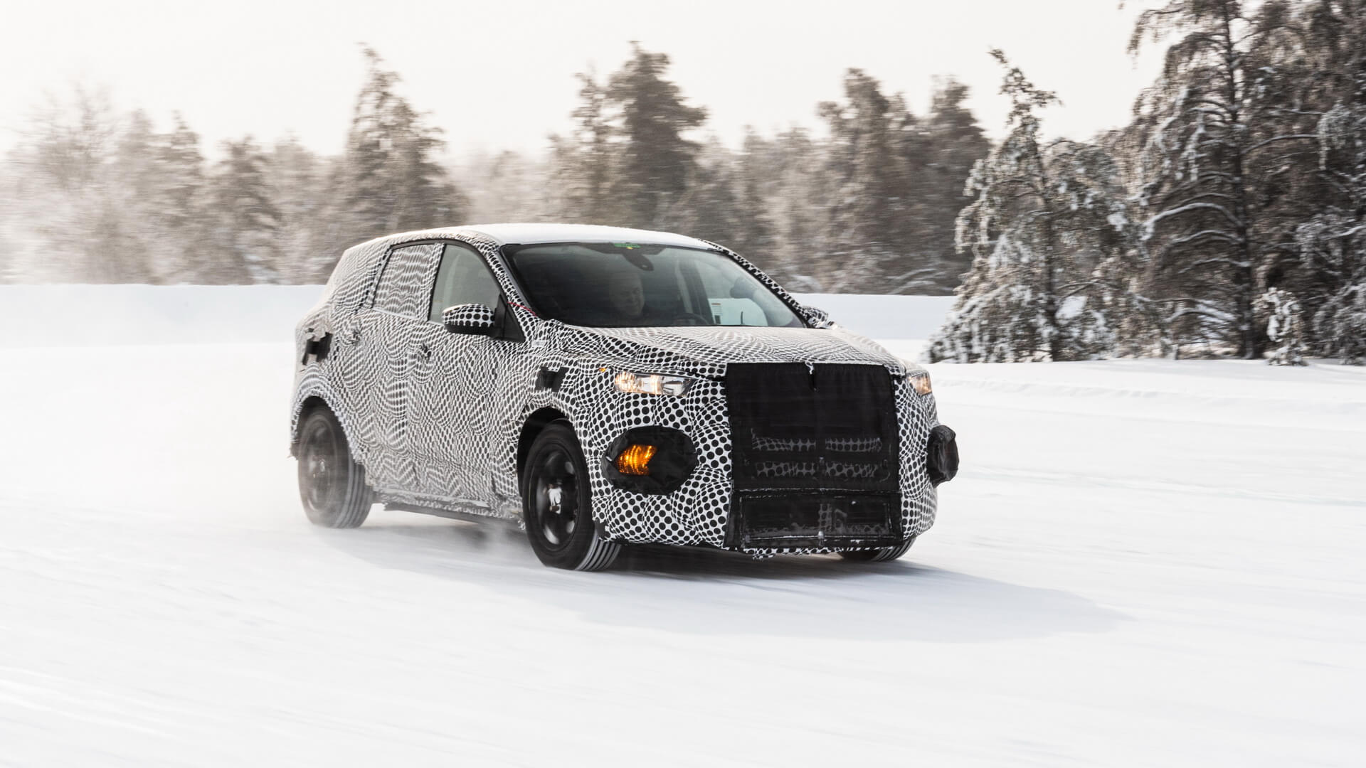 Ford показал первые изображения будущего электрокроссовера Mach E в стиле Mustang Ford показал первые изображения будущего электрокроссовера Mach E в стиле Mustang