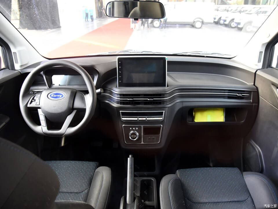 Интерьер Karry Dolphin EV Интерьер Karry Dolphin EV