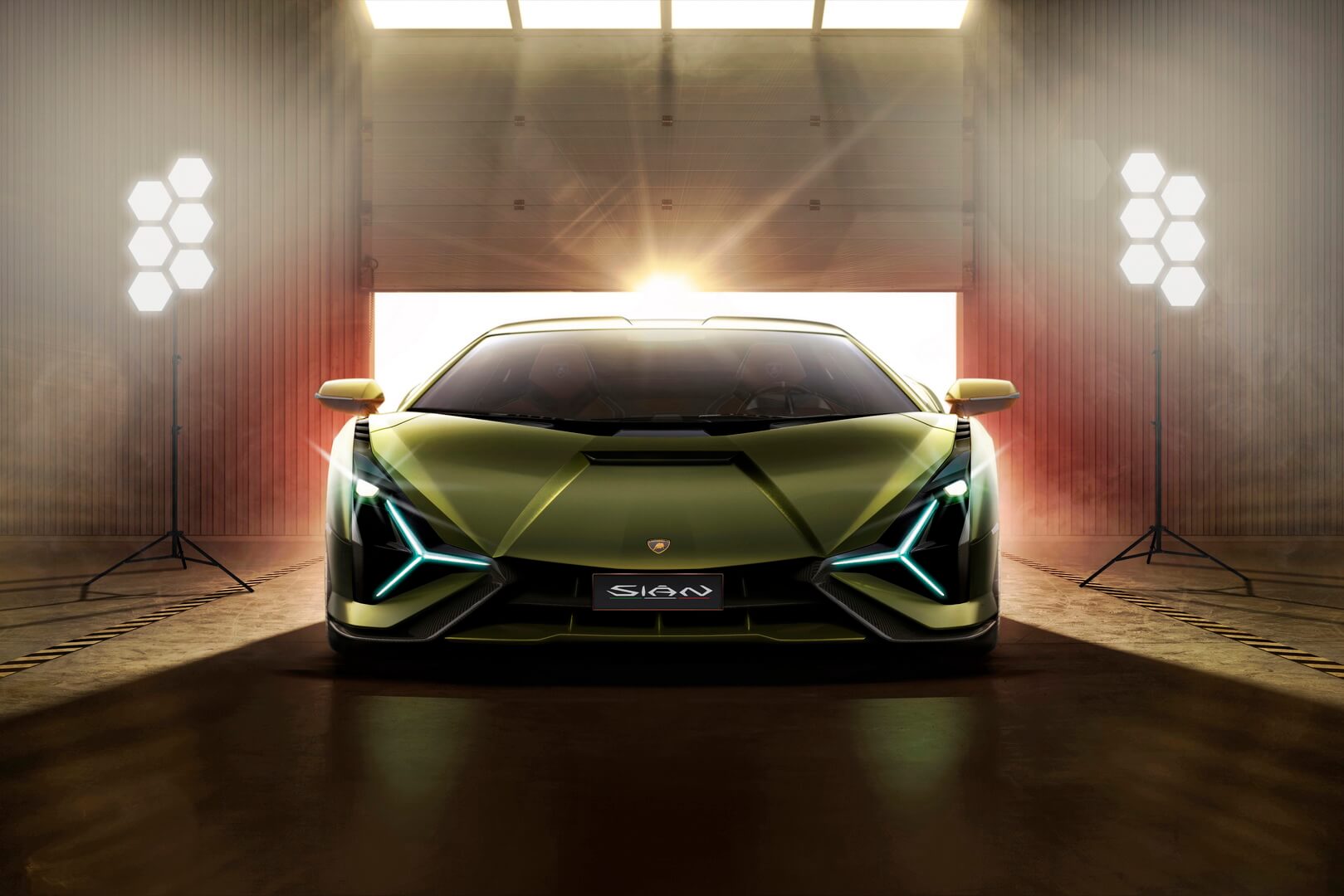 Lamborghini Sián: гибридный суперкар с ограниченным тиражом в 63 экземпляра Lamborghini Sián: гибридный суперкар с ограниченным тиражом в 63 экземпляра