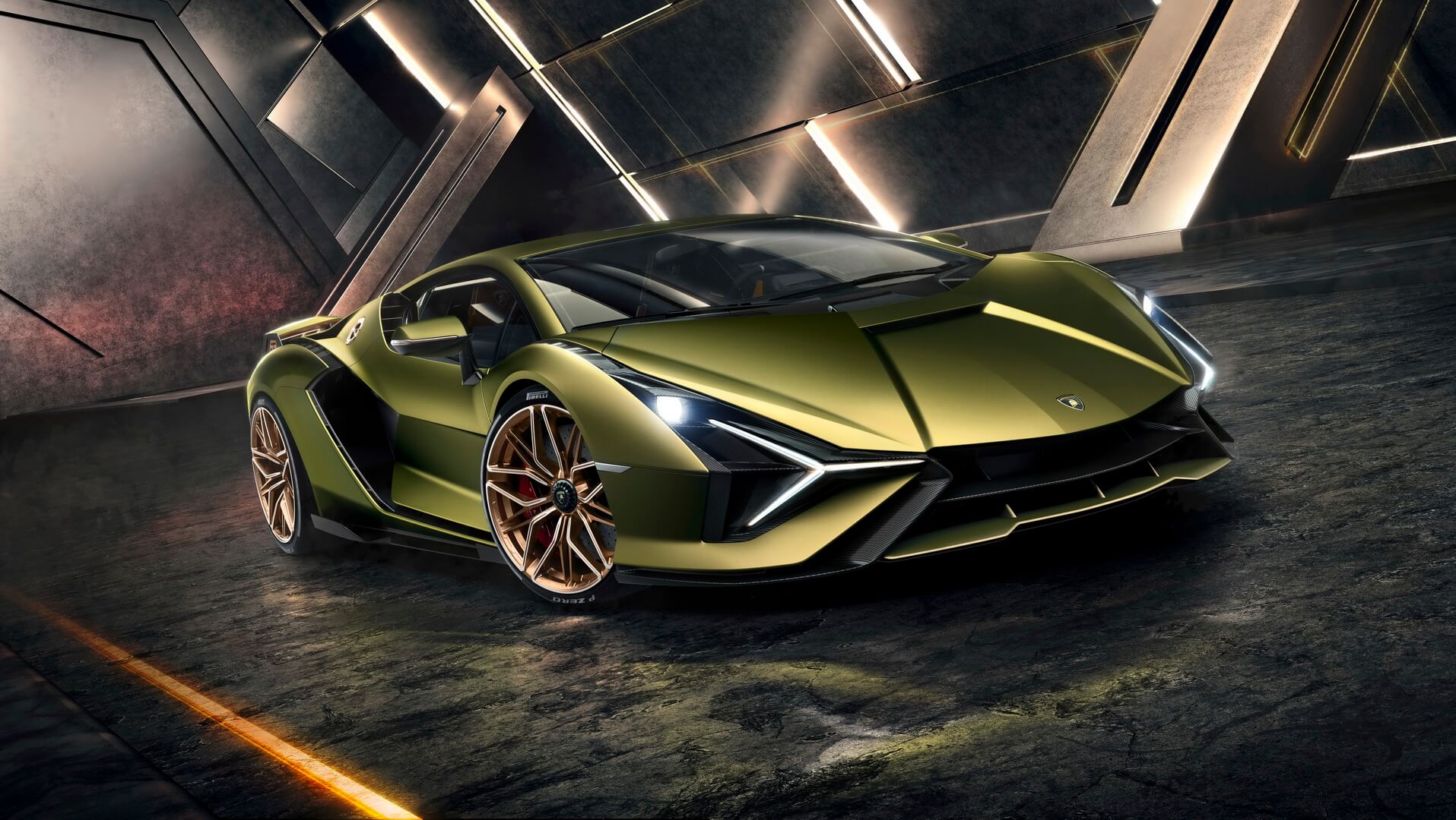 Первый гибридный автомобиль Lamborghini также является его самым быстрым Первый гибридный автомобиль Lamborghini также является его самым быстрым