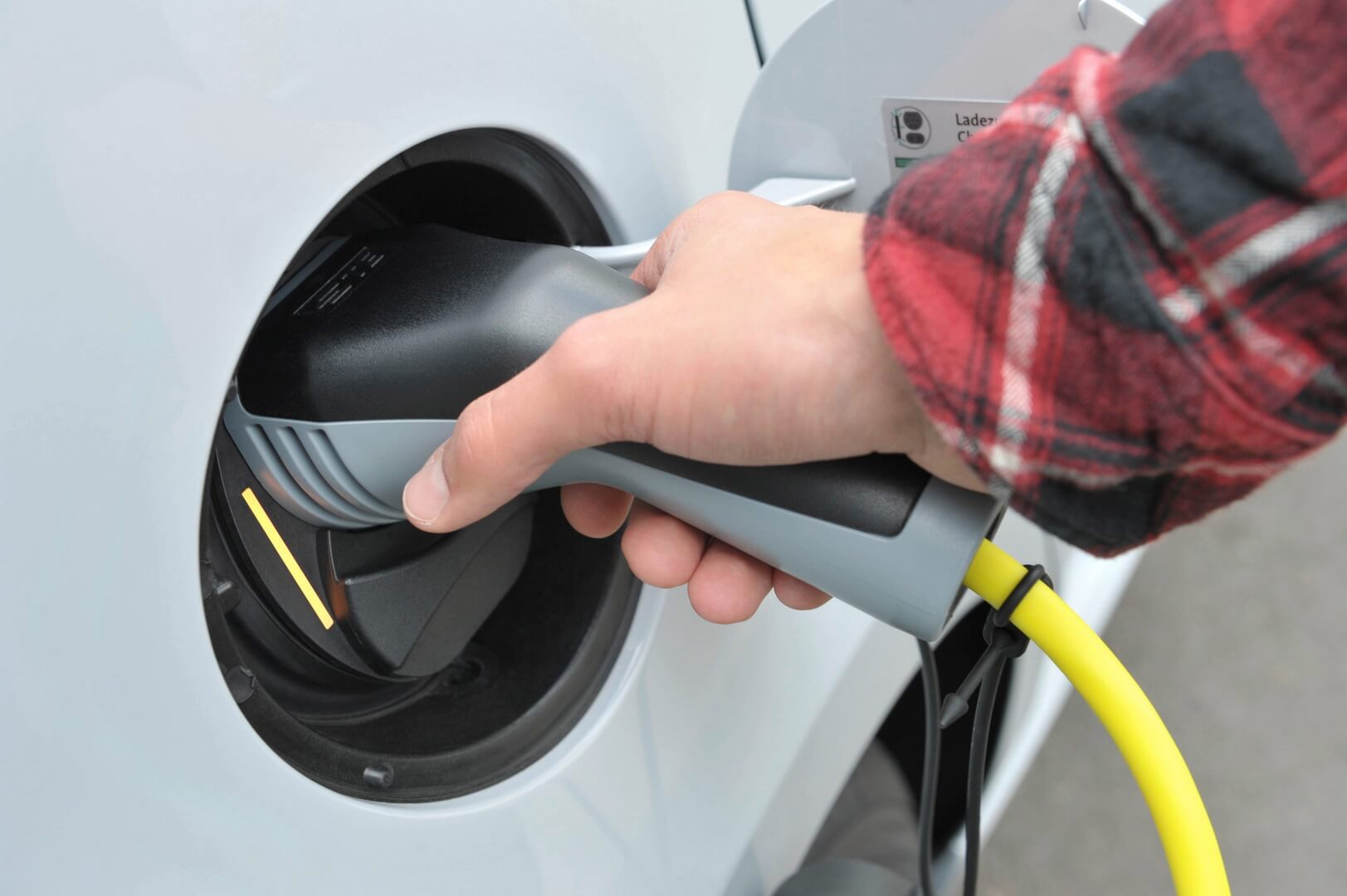 Зарядный порт Volkswagen e-up! Зарядный порт Volkswagen e-up!
