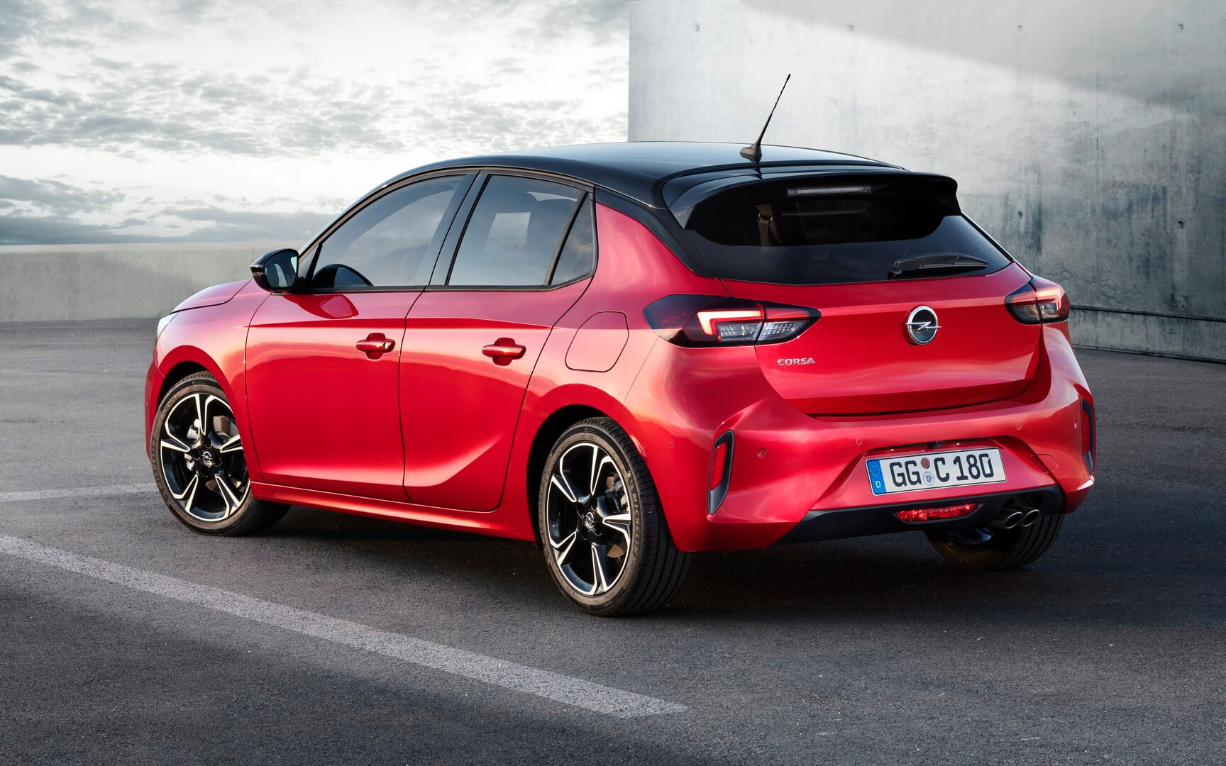Opel Corsa 6 поколения становится чистым электромобилем Opel Corsa 6 поколения становится чистым электромобилем