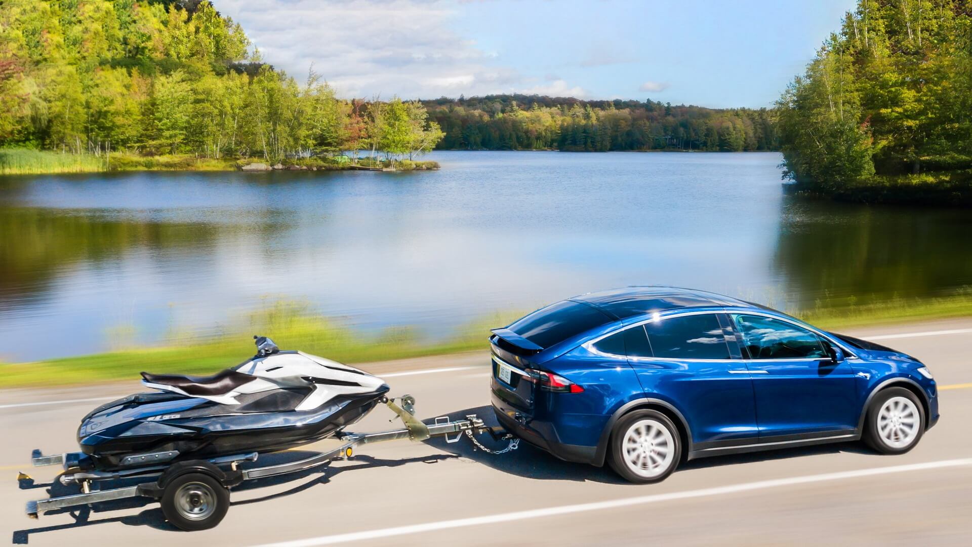 Tesla Model X буксирует электрический гидроцикл Orca Tesla Model X буксирует электрический гидроцикл Orca